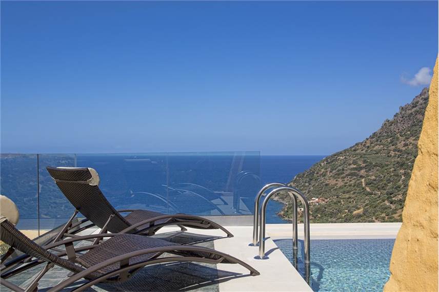  Ravdoucha Epavlis Villas