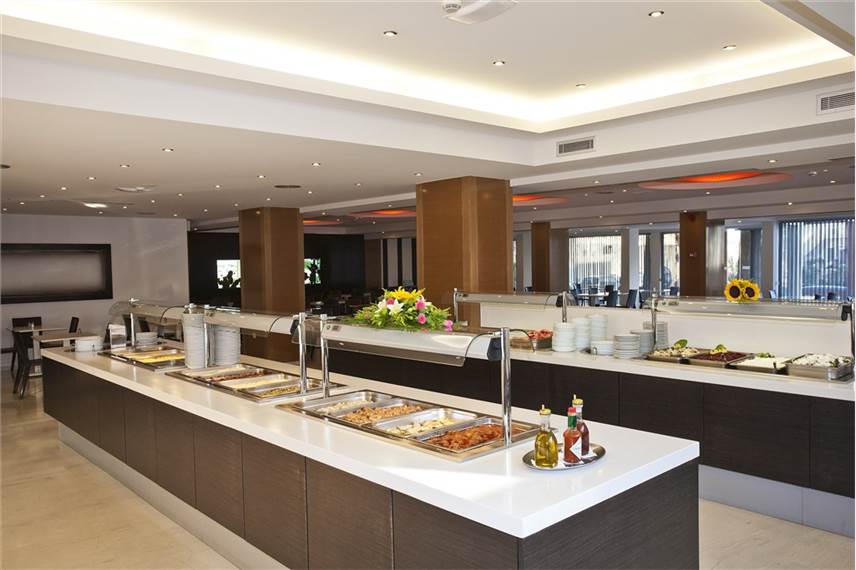  Lomeniz Hotel