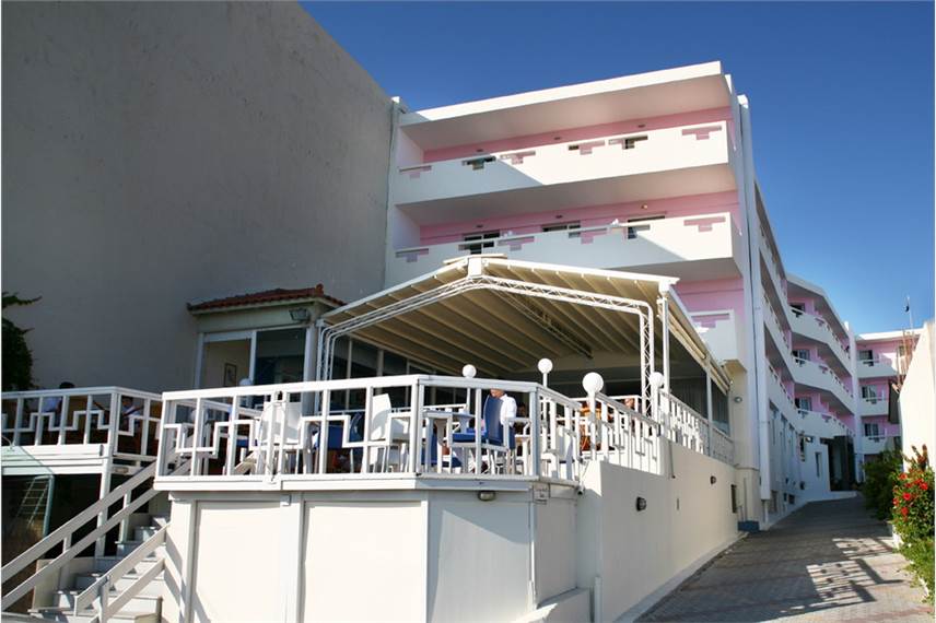  Evelyn Beach Hotel