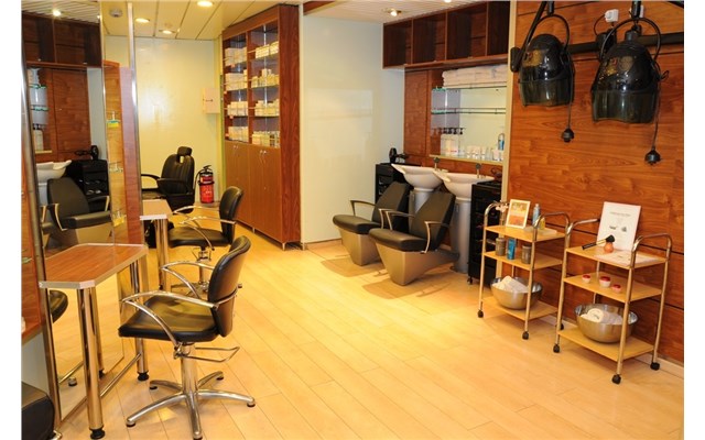 Iconic Aegean - 4 řecké ostrovy a Turecko - 3denní plavba Beauty Salon