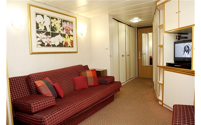 Iconic Aegean - 4 řecké ostrovy a Turecko - 3denní plavba SJ Junior Suite
