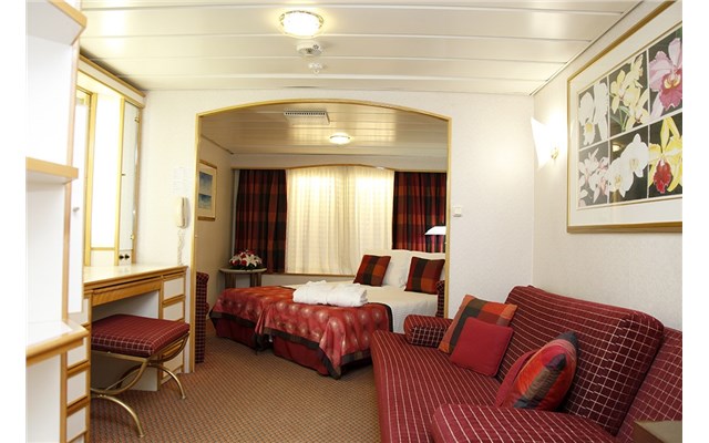Iconic Aegean - 4 řecké ostrovy a Turecko - 3denní plavba SJ Junior Suite