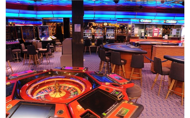Iconic Aegean - 4 řecké ostrovy a Turecko - 3denní plavba Royale Casino