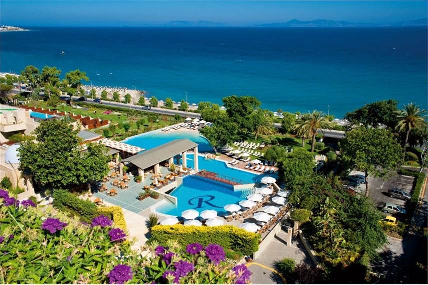  Amathus Beach Hotel