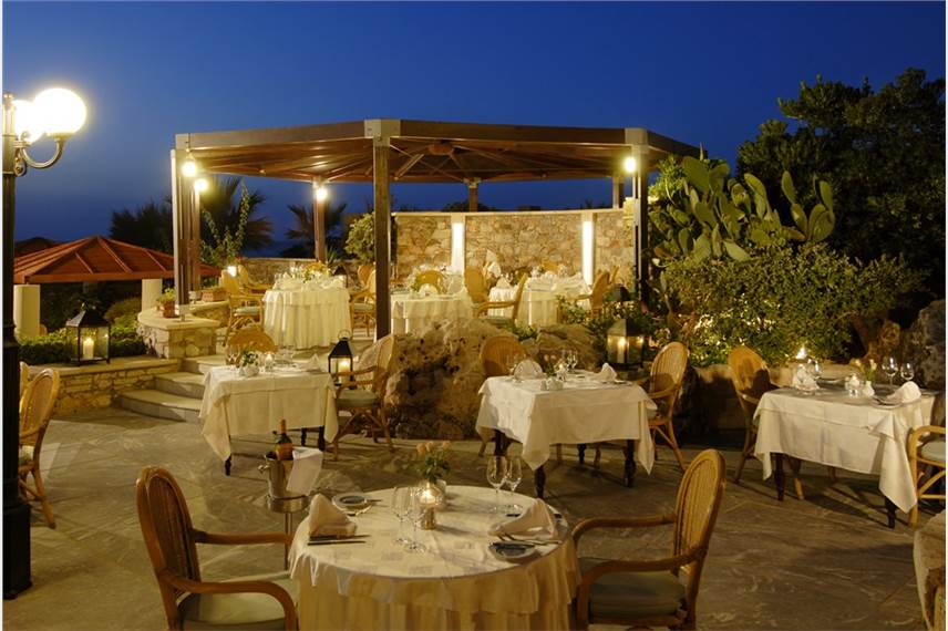  Aquila Rithymna Beach