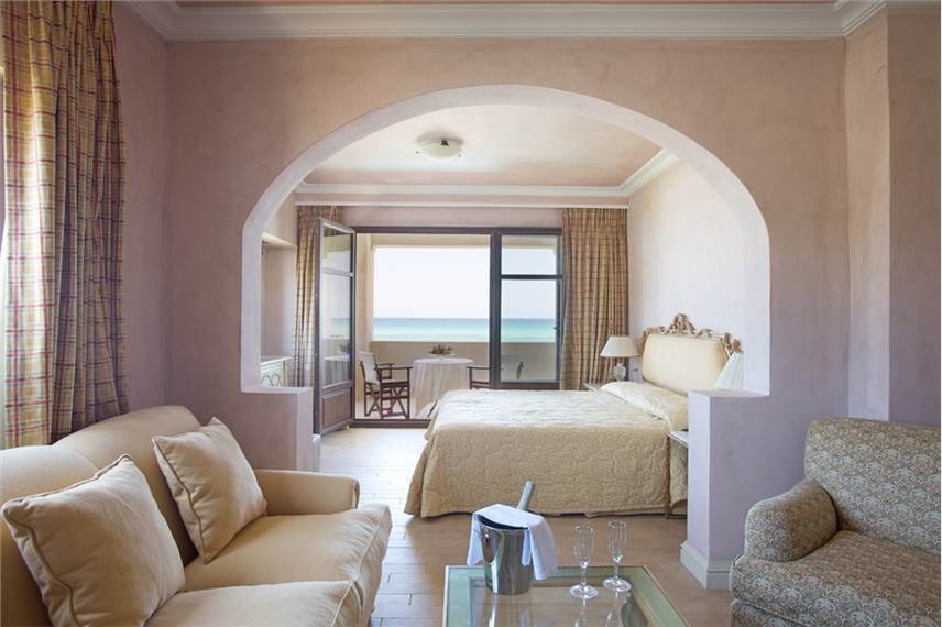 Aquila Rithymna Beach