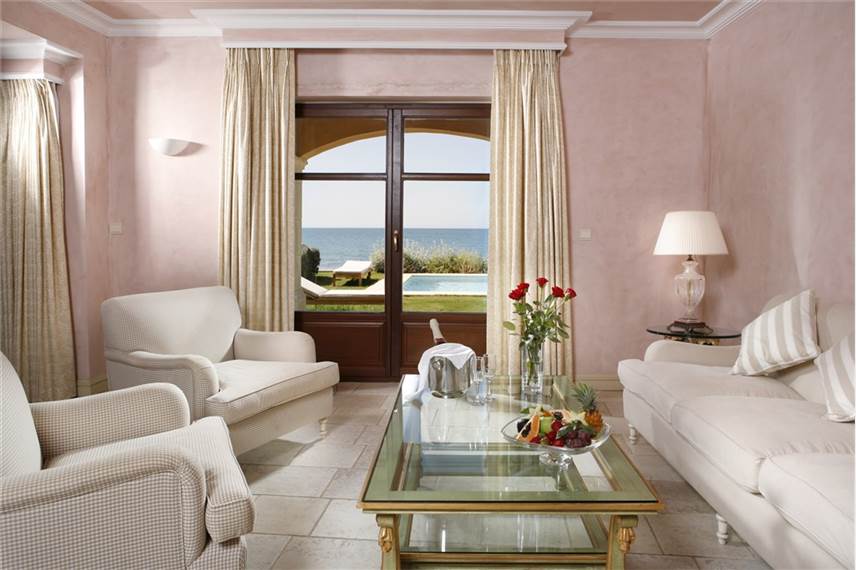  Aquila Rithymna Beach