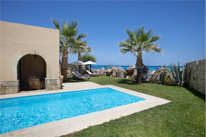  Aquila Rithymna Beach