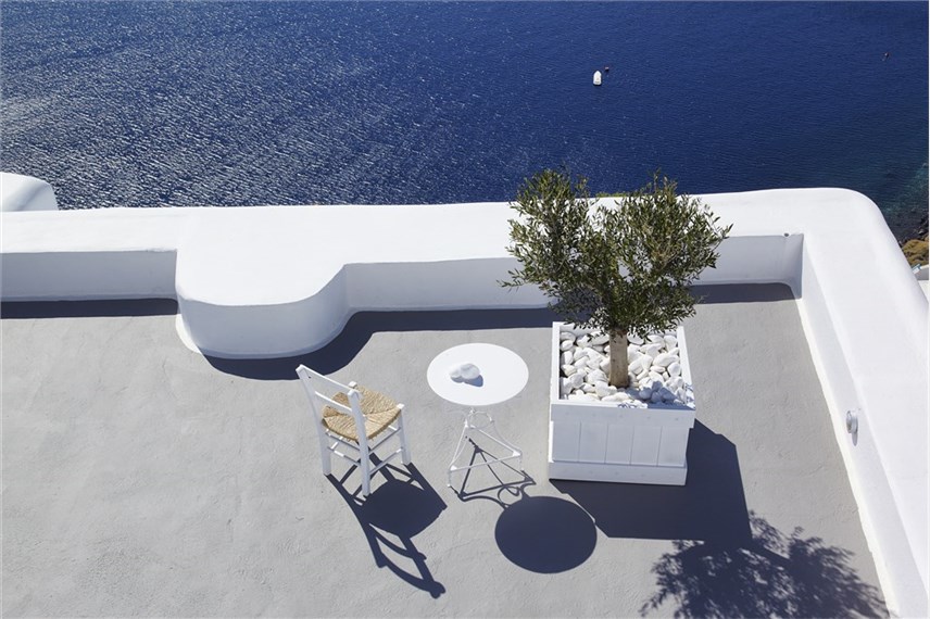  Katikies Kirini Suites and SPA