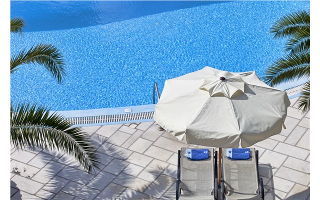Santo Miramare Resort 