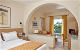  Santo Miramare Resort