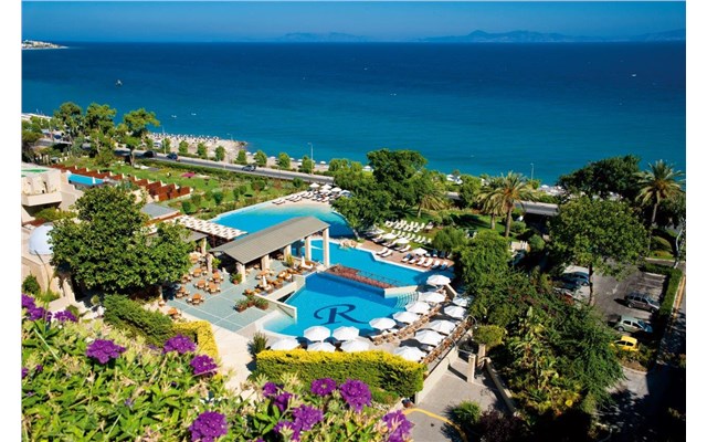 Amathus Beach Elite Suites 