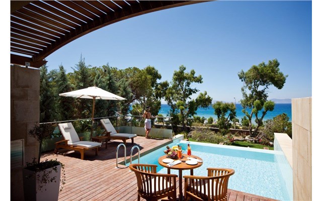 Amathus Beach Elite Suites 