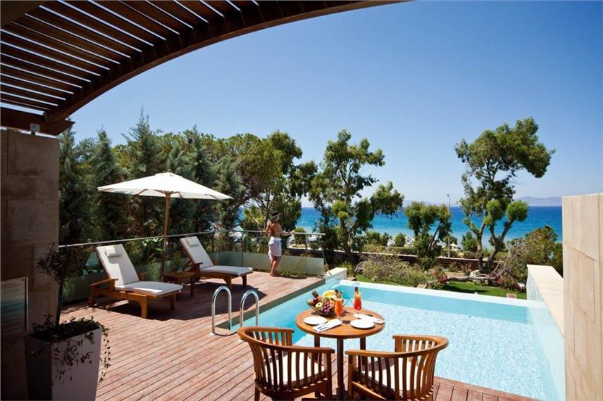  Amathus Beach Elite Suites