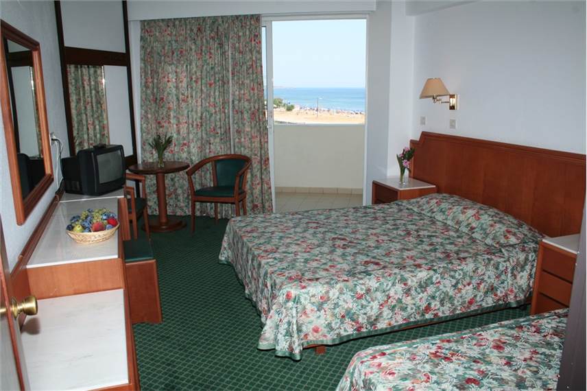  Apollo Beach