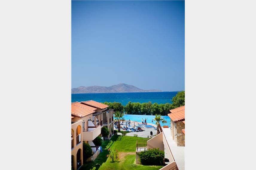  Aquis Marine Resort