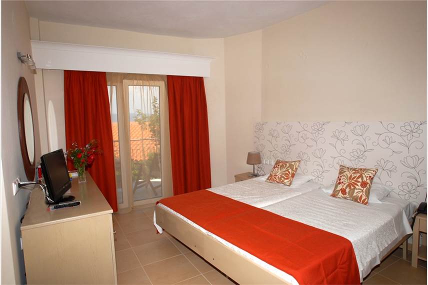  Sunrise Resort Hotel