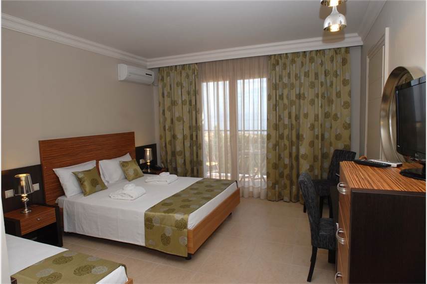  Sunrise Resort Hotel