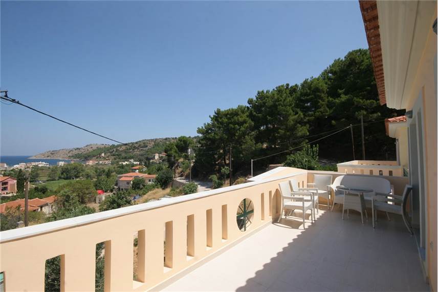  Ai Yannis Suites and Apartments