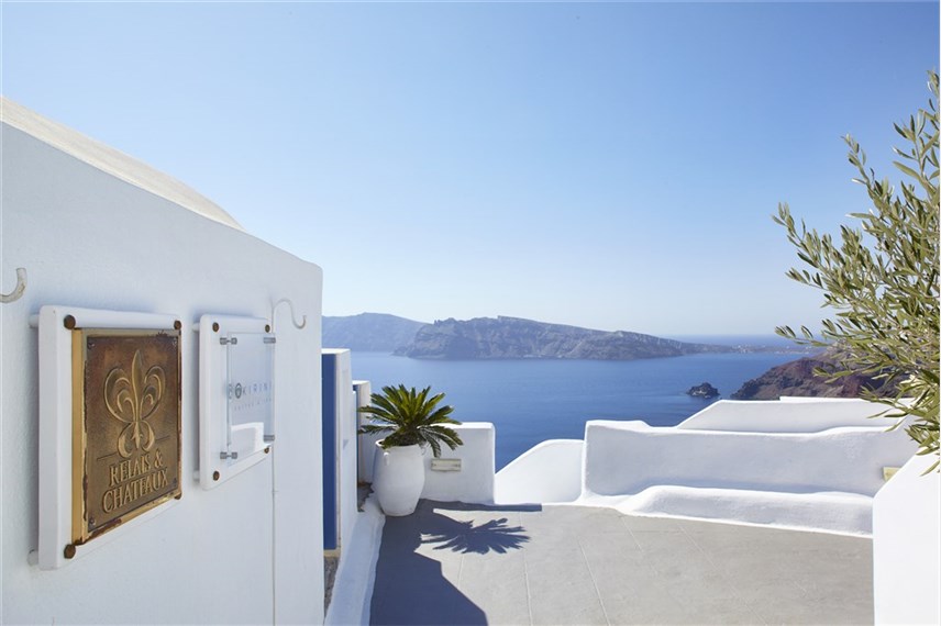  Katikies Kirini Suites and SPA
