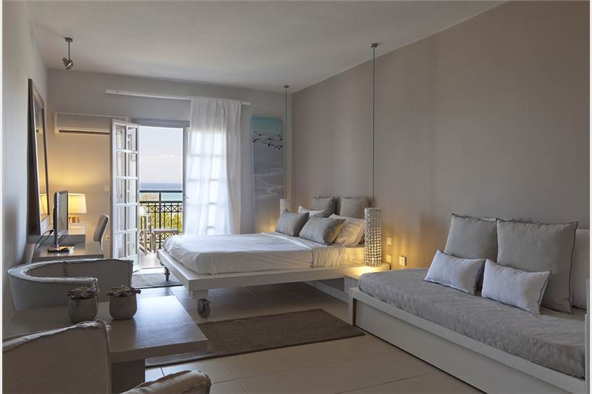  The Bay Hotel and Suites