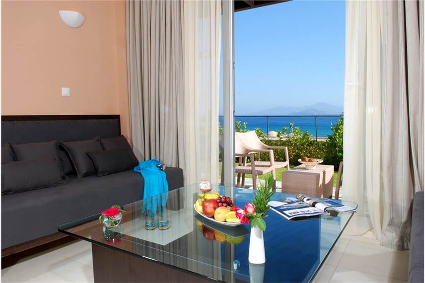  Helona Resort