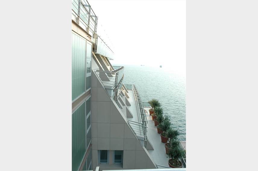  Daios Luxury Living