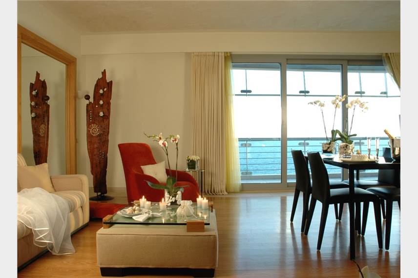  Daios Luxury Living