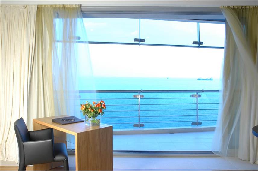  Daios Luxury Living