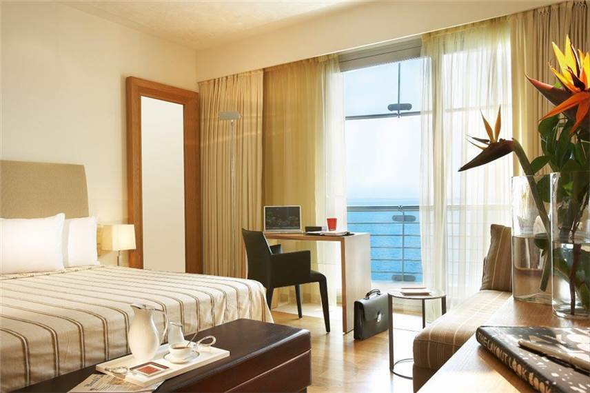  Daios Luxury Living