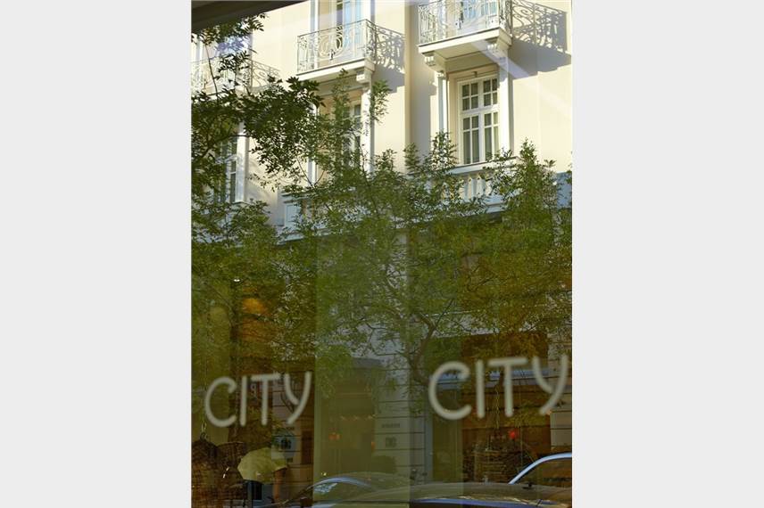  City Hotel