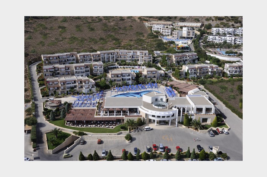  Grand Hotel Holiday Resort