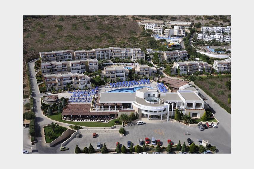  Grand Hotel Holiday Resort