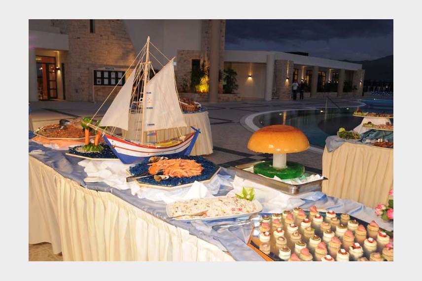  Grand Hotel Holiday Resort