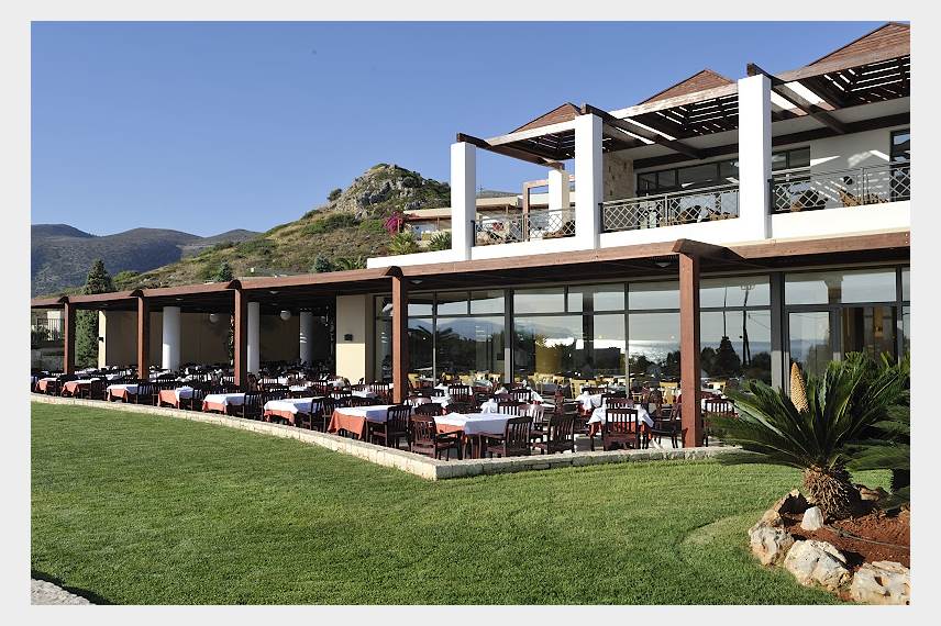  Grand Hotel Holiday Resort