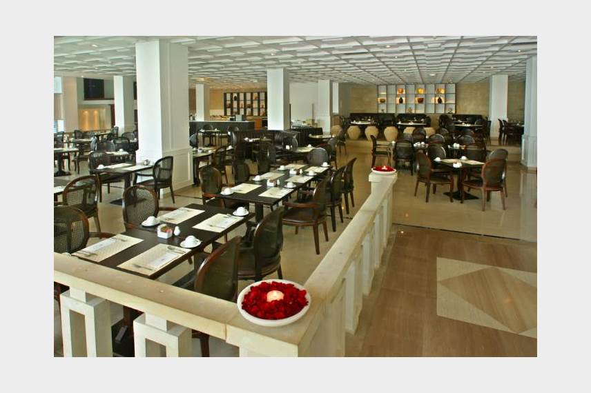  Grecian Park Hotel