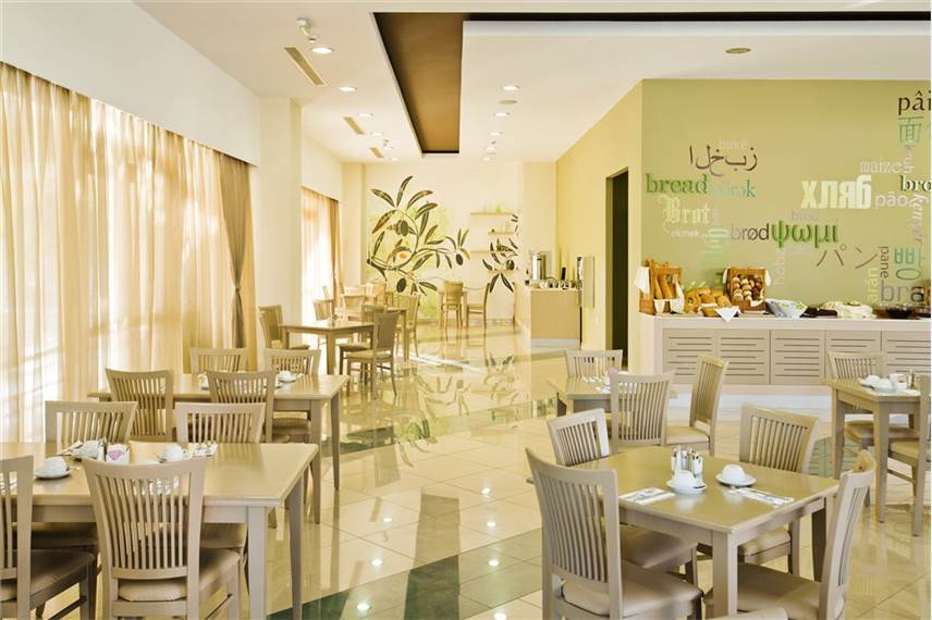  Kipriotis Hippocrates and Maris Suites
