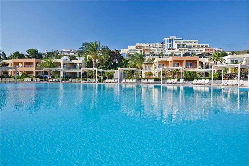 Kipriotis Hippocrates and Maris Suites