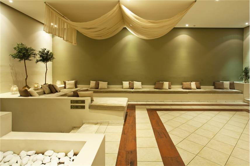  Kipriotis Hippocrates and Maris Suites