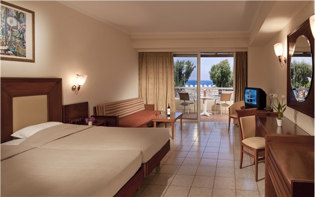 Kipriotis Hippocrates and Maris Suites 