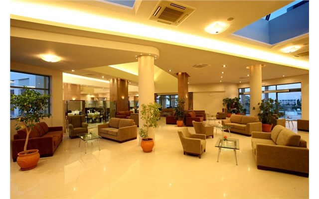 Lakitira Suites 