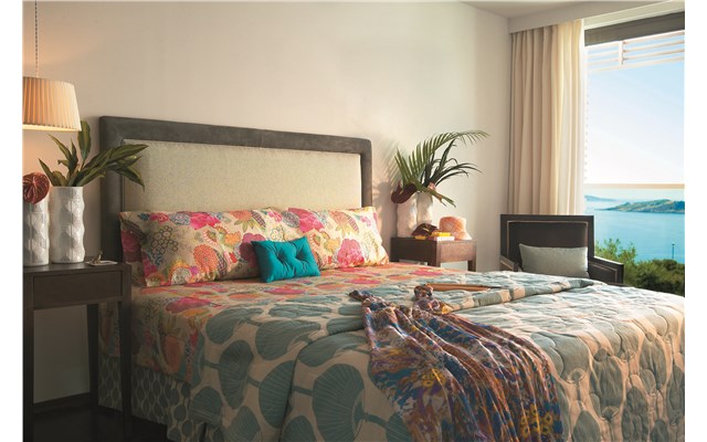 Grecotel Vouliagmeni Suites 