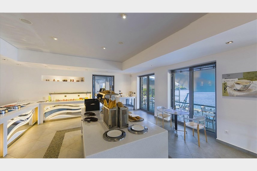  Adrina Resort and Spa