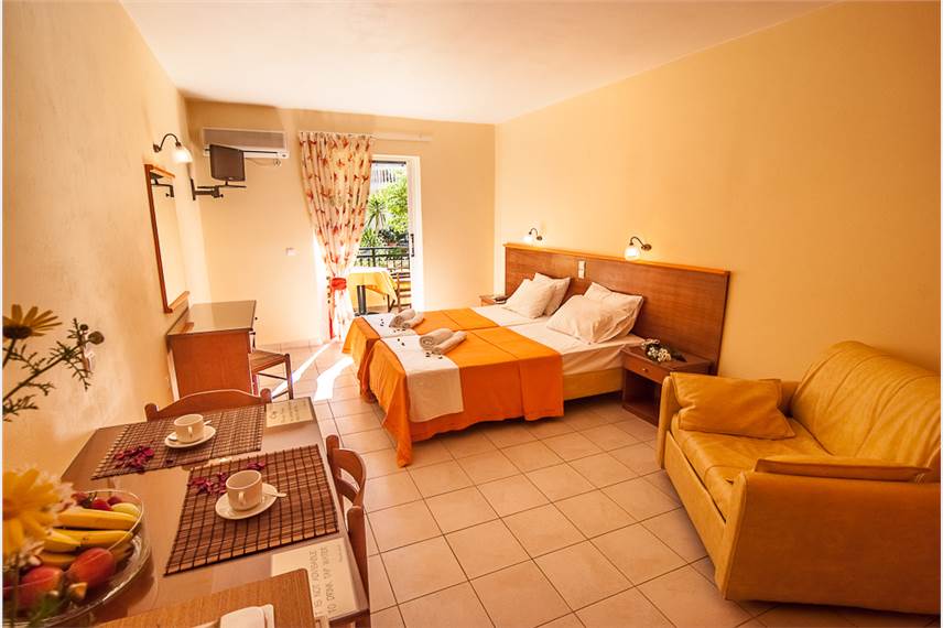  Clio Hotel