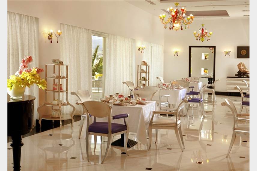 Precieux Gourmet Restaurant Out of the Blue Capsis Elite Resort / Oasis Bungalows / Classic collection