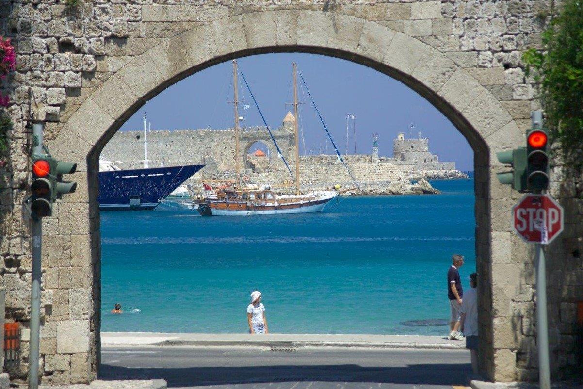 Jak vyhláskovat Rhodos