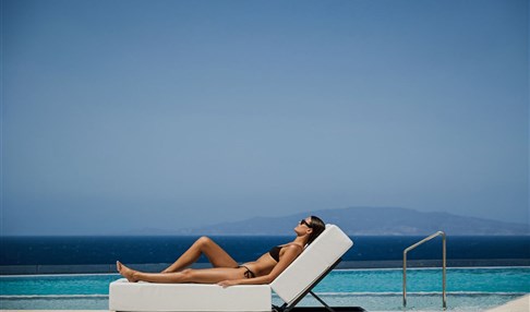 Tholos Oia - Domes Novos Santorini, Autograph Collection