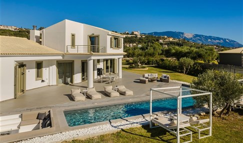 Svoronata - Villa Felicity